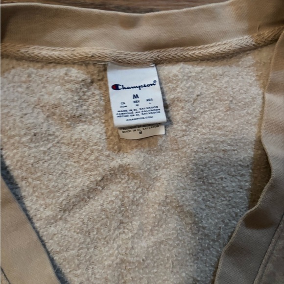 Champion Vneck Sweatshirt — Medium - Picture 4 of 4